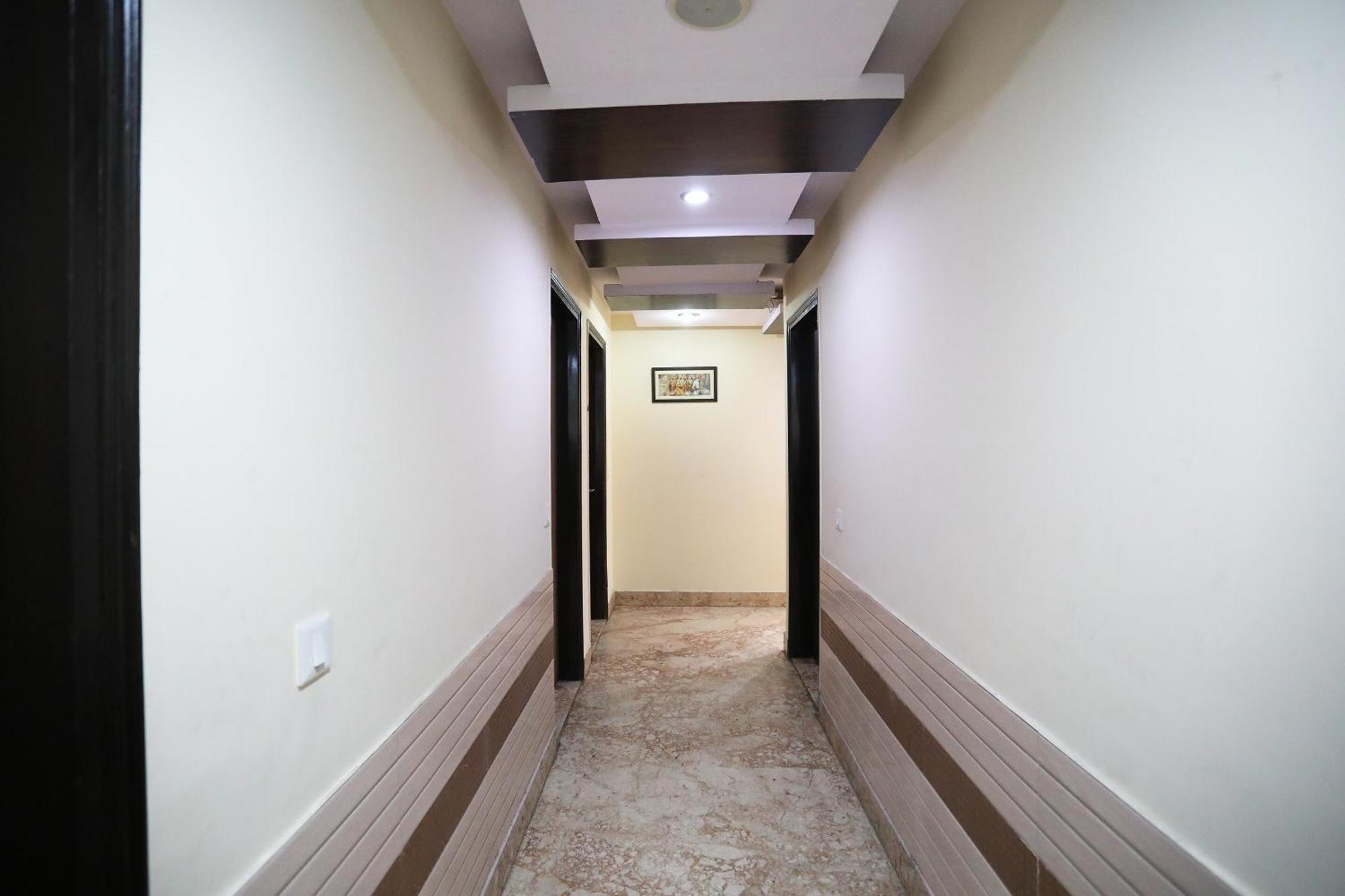 Oyo Hotel Vedas Heritage Delhi  Exterior photo