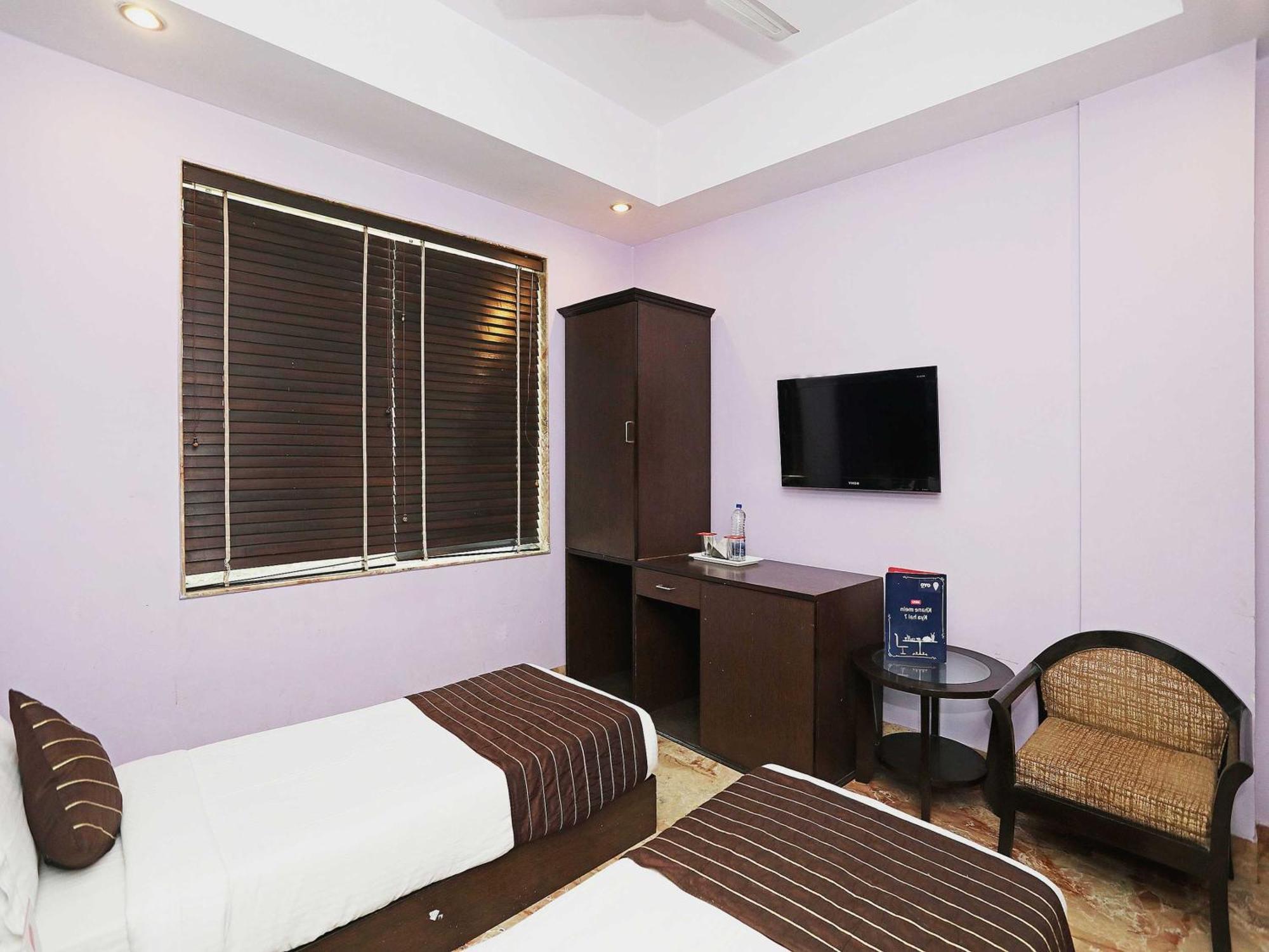 Oyo Hotel Vedas Heritage Delhi  Exterior photo