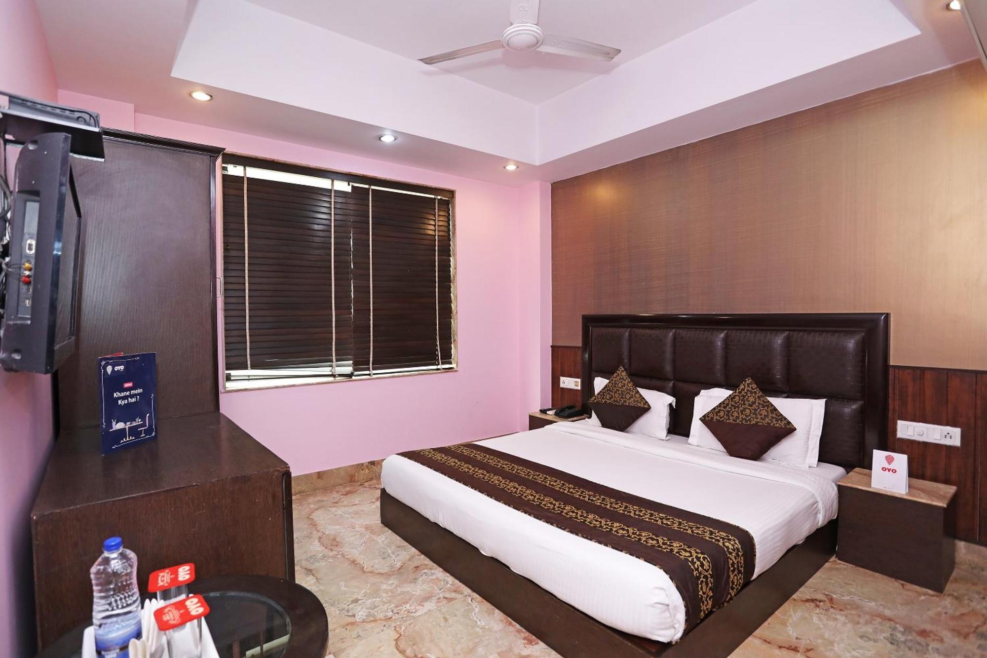 Oyo Hotel Vedas Heritage Delhi  Exterior photo