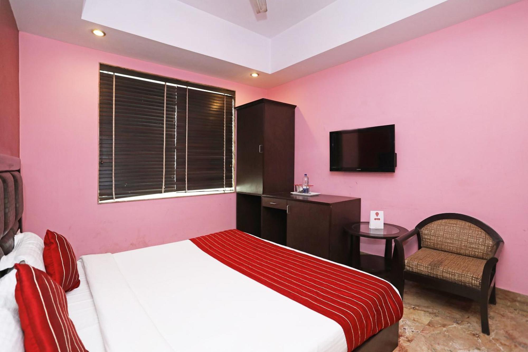 Oyo Hotel Vedas Heritage Delhi  Exterior photo